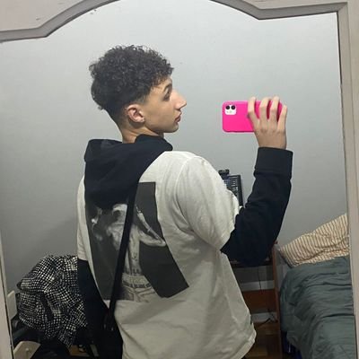 romanmeclazck3's profile picture.