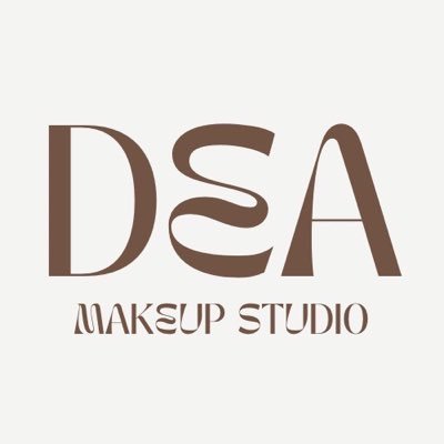 《DEA》 メイクが上手く出来ない❗️垢抜けたい❗️そんなあなた!メイク上手な人やインフルエンサーから直接教わってみませんか?興味がありましたら気軽にDMしてください❗️