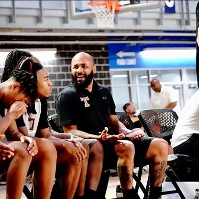 God, Family, Basketball.
Asst. Mens Basketball Coach at Thompson High School. Proverbs 27:17.
The National Domestic Violence Hotline
https://t.co/b5XnPihR7G