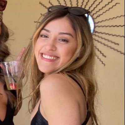 Jeskaluna's profile picture. 