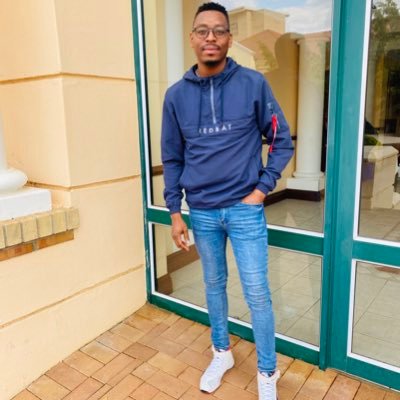 Mhlope_Jr's profile picture. Let’s Out Party 🎉