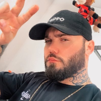 “As vezes os gritos mais alto por ajuda são os silenciosos “☯️🎈