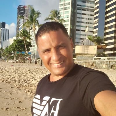 Patriota🇧🇷🇧🇷🇧🇷 conservador de direita... por um Brasil  sem ladrões,  sem corrupção  e sem comunismo.