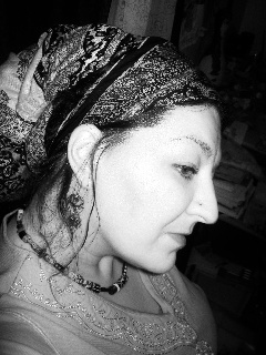 foundthingsart's profile picture. A vibrant and passionate self taught artist,a lover of Jesus ,unconventional motivational speaker and a funky hippie peace lovin mama.