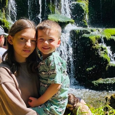 Leesanders7Lee's profile picture. 