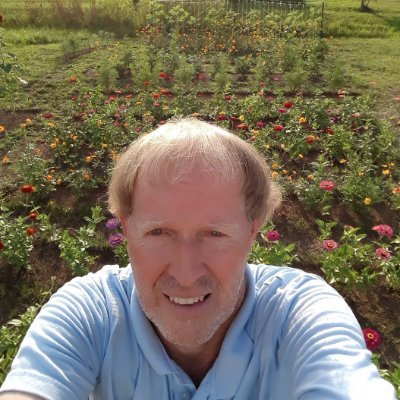 MikeDStoffer's profile picture. Investor- Speculator in stocks. Especially in Natural Resource Companies.  Have a strong passion for beautiful English gardens.
