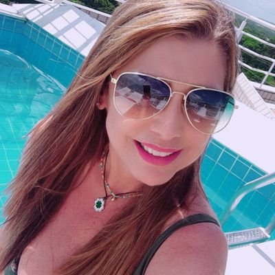 Tenho medos bobos e coragens absurdas...🏳️🌈🌕☀️🌈