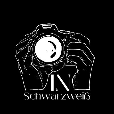 #blackandwhitephotography #Documentaryphotography #portrait #schwarzweiß 
#queer 🏳️‍🌈
@itp_privat telegram:INSchwarzweiss✉️