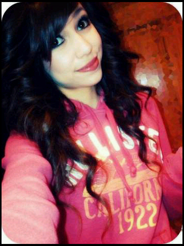 I'm Janelle, be a doll, & follow me. Other Half @LiddoBabyRissa ♥  :D #TeamJesusFreak! #Cheerleader! ;D#DRUGFREE