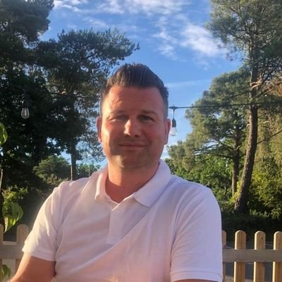 hendrymj28's profile picture. Family Man. Acting, Dancing, Music, Sport, Films, Comedy, Nature, Science, Politics.
Site Manager for Taylor Road Primary School.
Health and Safety Lead.