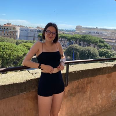 lorena_dsh's profile picture. 