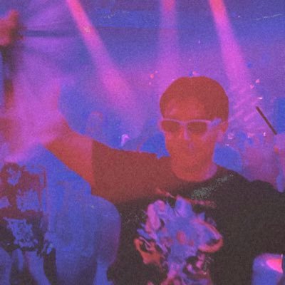 markitoo1095's profile picture. Where the buzz balls at??