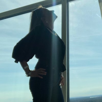 lynn7715's profile picture. Pintar con el corazon , deja huellas en el alma