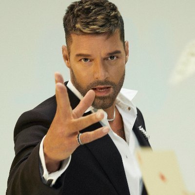 Official fan account of Ricky Martin
where words fail, photos speak!
https://t.co/7iWU2Da08B