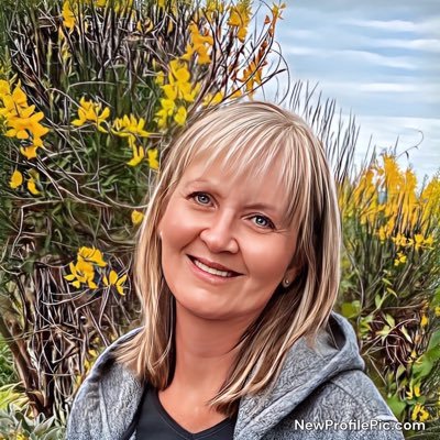 DCTomaselli's profile picture. Retired School Counsellor