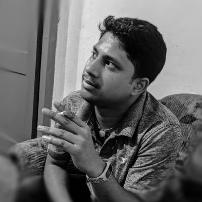 RajneeshRaman7's profile picture. दुनिया की सबसे बड़ी त्रासदी है, अभी-अभी युवा हुए लड़कों को प्रेम में धोखे का मिल जाना