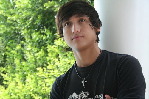 Post-productor,Compositor de efectos visuales, editor de videos y Fotografo profesional.