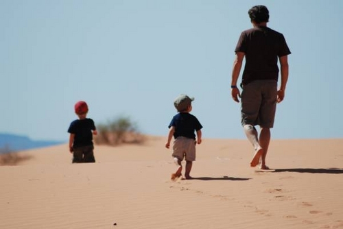 Living Raw, father of 4 kiddos, ultramarathon runner, medical sales rep, enjoying the good life on our homestead