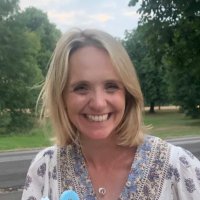 Paula Lobo (Worth) (@paulaloboworth) Twitter profile photo