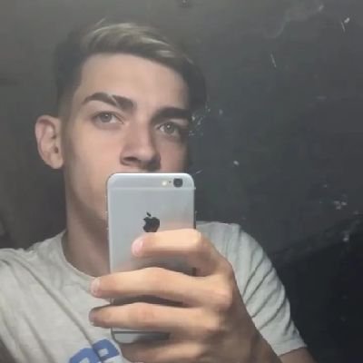 Player de CSGO Rifler / Entry / Lurker/ Trader
F / A
https://t.co/I3XXVcf0zu…