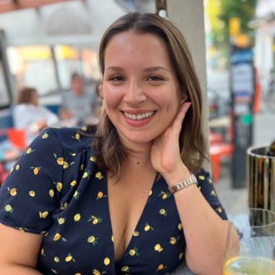 comms director @ hero collective. Advertising and politics. Indoor gardener + natty wine enthusiast. Latina. Sometimes funny. Views always my own.