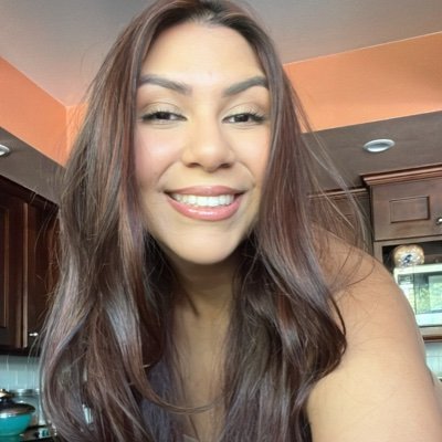 Kellynpere002's profile picture. Masters student at Loyola Marymount University