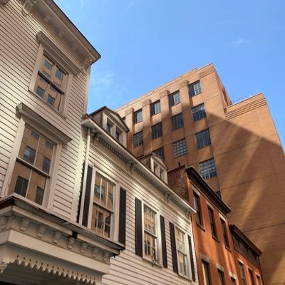 pequodsinks's profile picture. A sketch book of new and old unedited photos, mostly NYC. @gambolloch