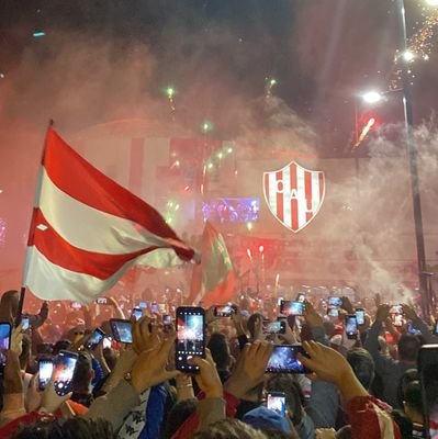 Hincha del club mas lindo de santa fe @clubaunion (siempre arriba de la gallegoneta) 🇲🇨😍 hincha de UNION y de MESSI como toda persona del bienn