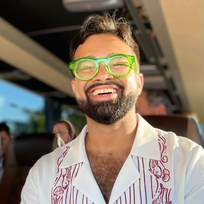 I believe in liberty
🇧🇩🇺🇲🇵🇸
Sharing unhinged 🧅
on Tech/Biz/Self Growth 👇🏽