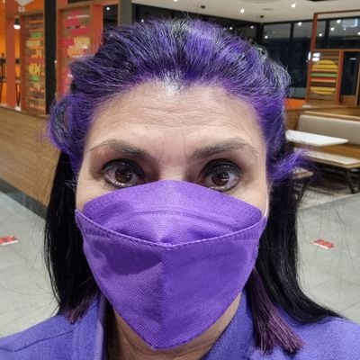 CPurpleKween's profile picture. Mother, anatomist, leftie.
I love purple.
I love thinking outside the square!