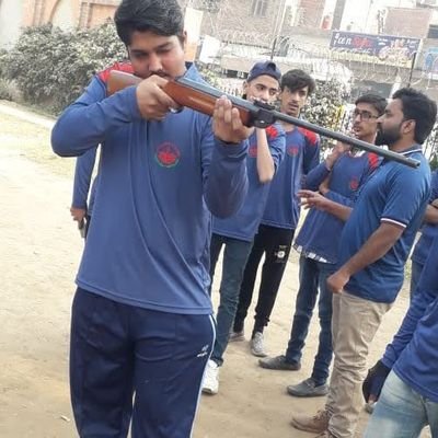 qalabal25160111's profile picture. Army