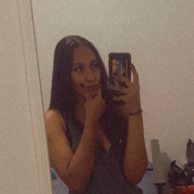 cinthiasanche14's profile picture. moon and dog lover 🌙 🐶