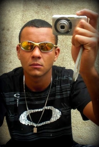 Curto Funk,Eletro,Raggae | I love @maandytrudes @_keterinlima @Judydomingues @_Grottemonize  | Sou Fã do #BobMarley , #MrCatra , #Orappa =)...