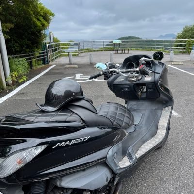 4MQg5qlIXdR3MnZ's profile picture. 