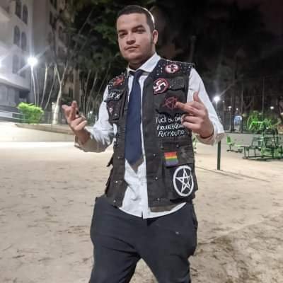meu amor pelo Michael é igual a vendagem de Thriller só cresce @Michaeljackson