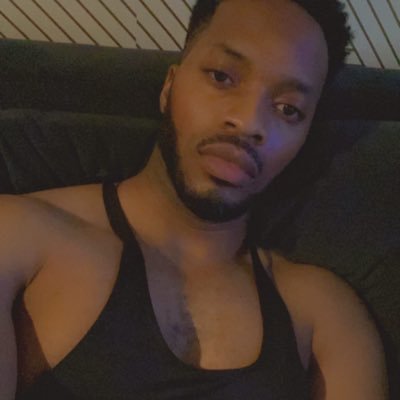 jol3ro's profile picture. #BAMA 👶🏾 | #AAMU 👨🏾‍🎓 | #DMV 💼 | #SINGLE 🤷🏽‍♂️