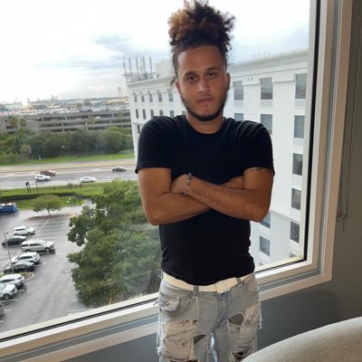 Tyjuice13's profile picture. 🇯🇲🇺🇸 BIGCMB🥷 Tampa Aritist‼️ CMB Ty everywhere⛹🏽‍♂️