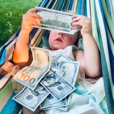Gamer, Streamer, Father, Lover of Crypto, having fun creating memes on https://t.co/0G3jff9BaH