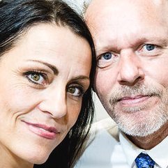 DuoAlmaz's profile picture. Almaz bring the past to the present with a collection of unadulterated music yanked out of prohibition era of Speakeasy Jug band jazz & authentic blues