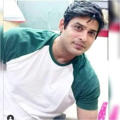 Sidharth Shukla is a role model. | Fan of an innocent soul who departed leaving so many hearts on earth known as #SidHearts |

#SidharthShukla @sidharth_shukla