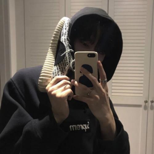 NeilSwinburne3's profile picture. Christmas was coming, and think of nothing for you, is not going to give you too much, just to give you fifty million: never happy!