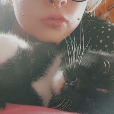 scuffenemy's profile picture. 21 y/o / Gamer / tattooed / pierced