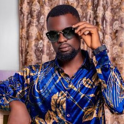 RMsonter's profile picture. 