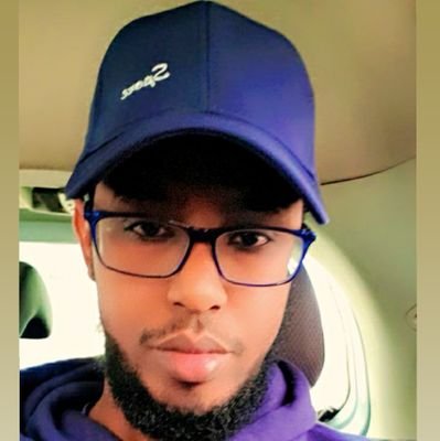 Auditor/Fraud Investigator/Financial Consultant. Arsenal fans.