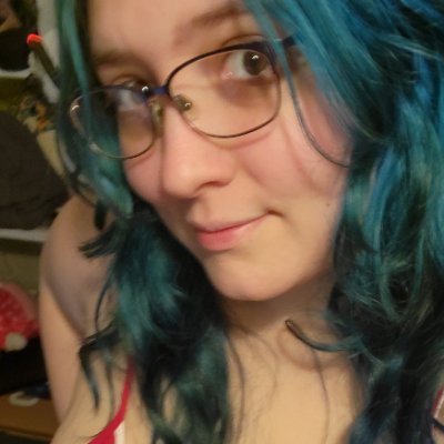 Salvayastv's profile picture. @Twitch Affiliate💋 | Oregonian 💚| @Belluhtv is my duo boo👯‍♀️| Battle Royale and Survival Horror Lover🎮