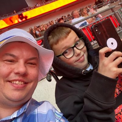 gazolly1's profile picture. Proud husband and father,Leeds united supporter M O T