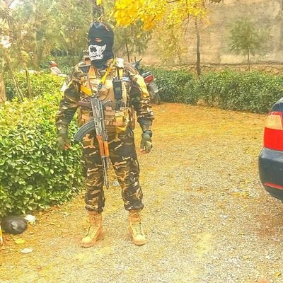 خدمت برای دین وخاکم خدمت برای ملت ستم دیده ام تانفس دارم تایک قطره خون دربدن دارم برای ملت عزیزم خدمت میکنم زنده بادامارت اسلامی افغانستان ،😊😊😊😊😊😊