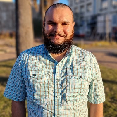 Like work with computers 💻 | Hincha y socio de @nacional