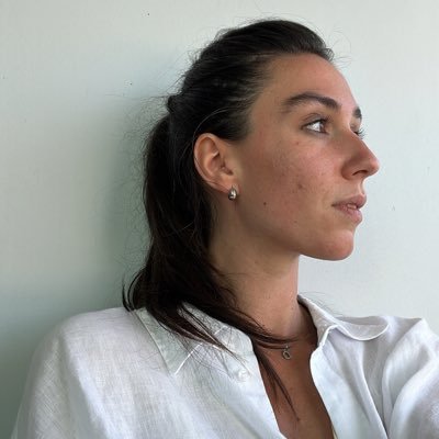 dilaranalbant_'s profile picture. retweets, likes ≠ endorsement | gypsy by heart