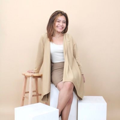 JemimahRamos's profile picture. Blooming while waiting 🌻